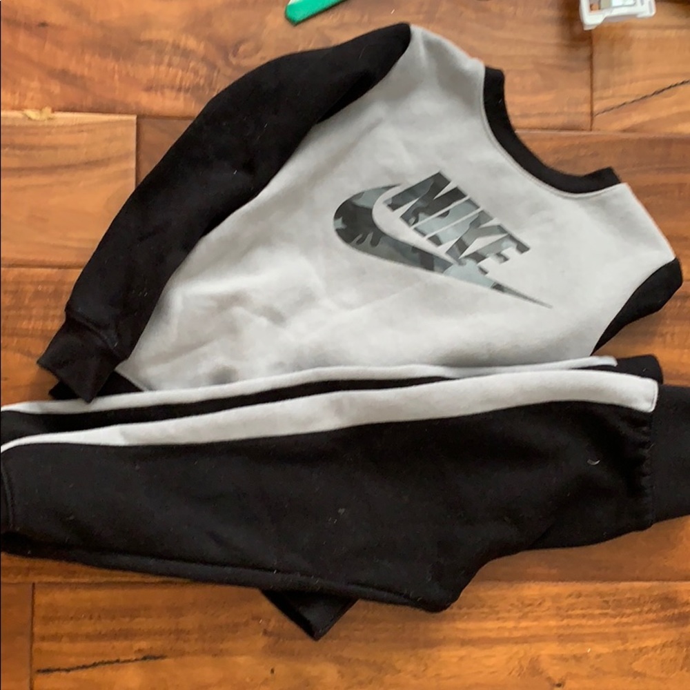Nike Boy sweat outfit set NWOT